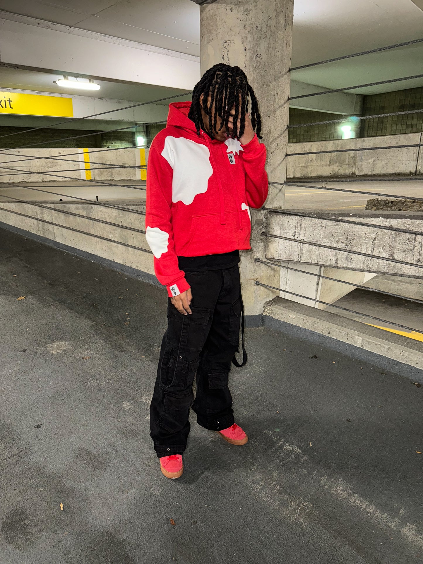 Red Asteroid Cropped Pullover